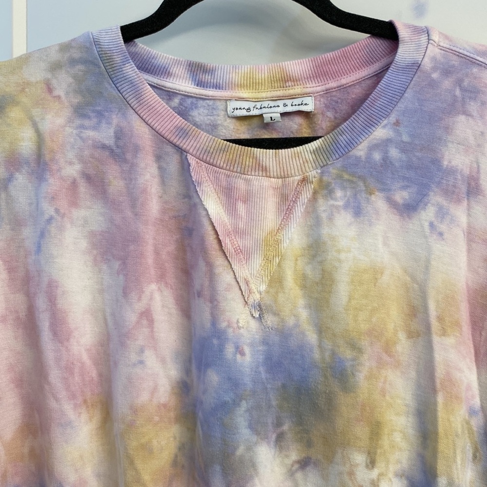 Super soft pull over - Picture 2 of 3